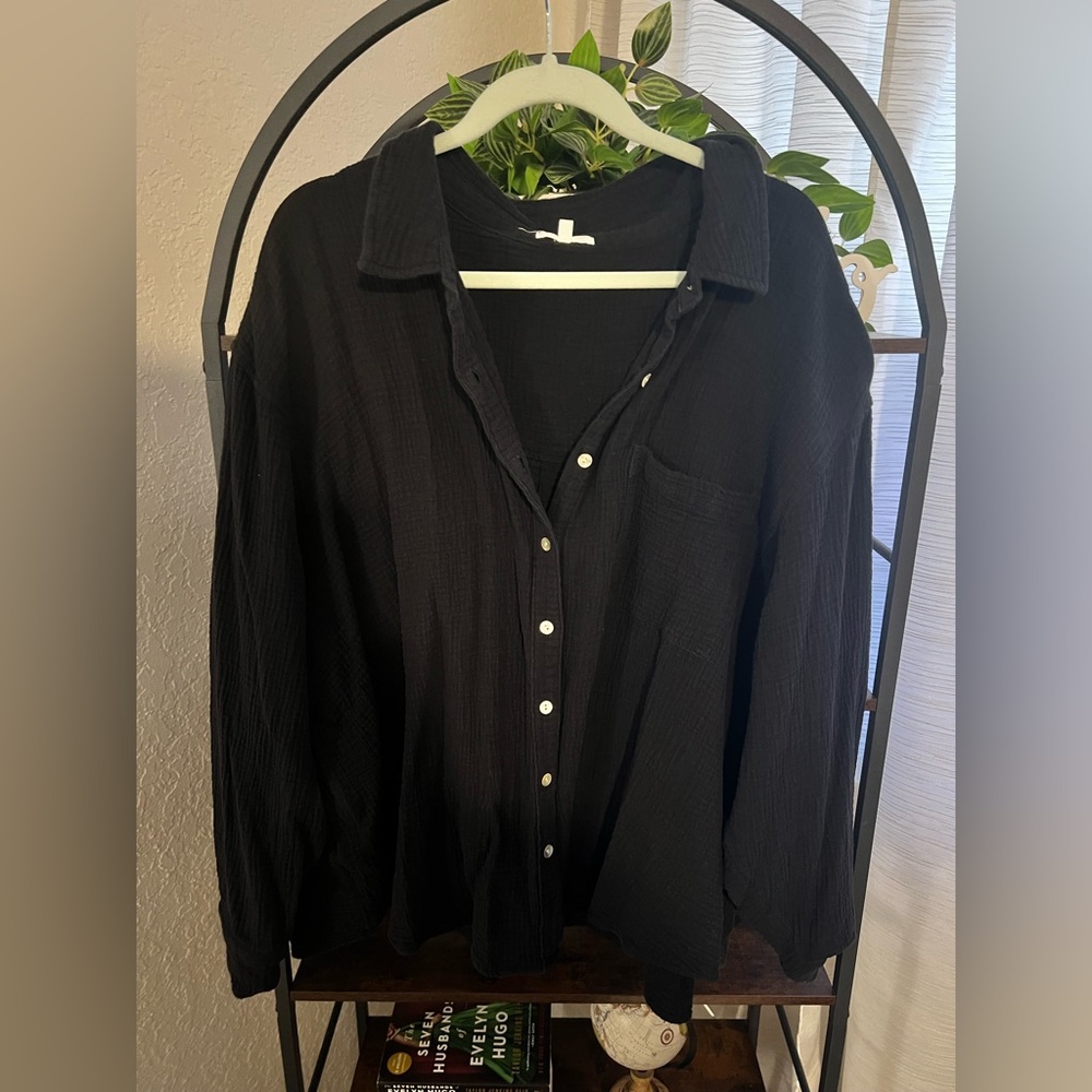 Maurices Black Button-Down Shirt